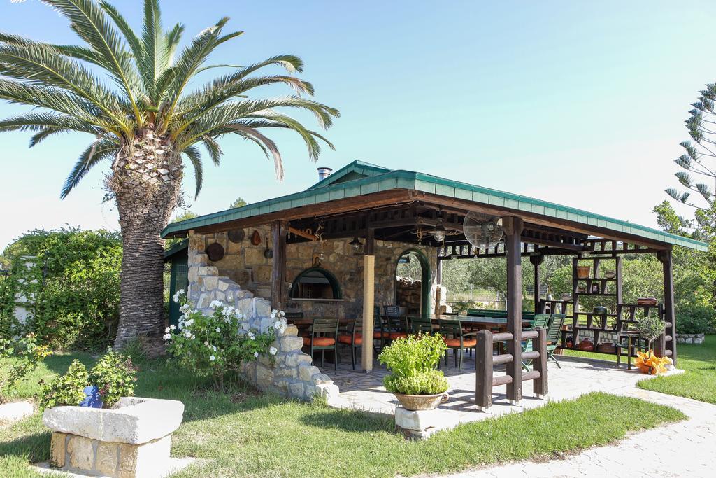 Sandy Beach Villas And Apartments Svoronata Luaran gambar