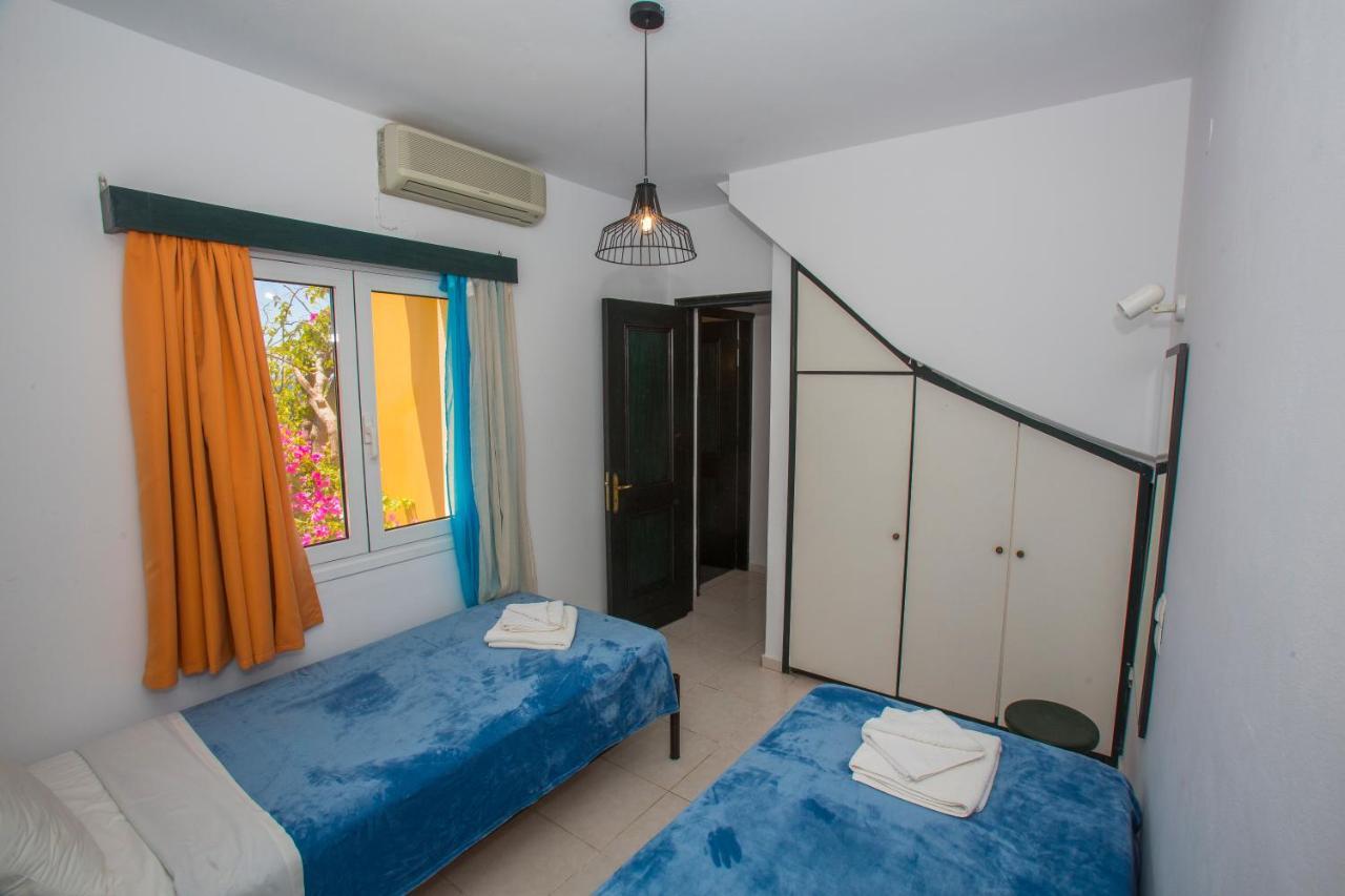 Sandy Beach Villas And Apartments Svoronata Luaran gambar