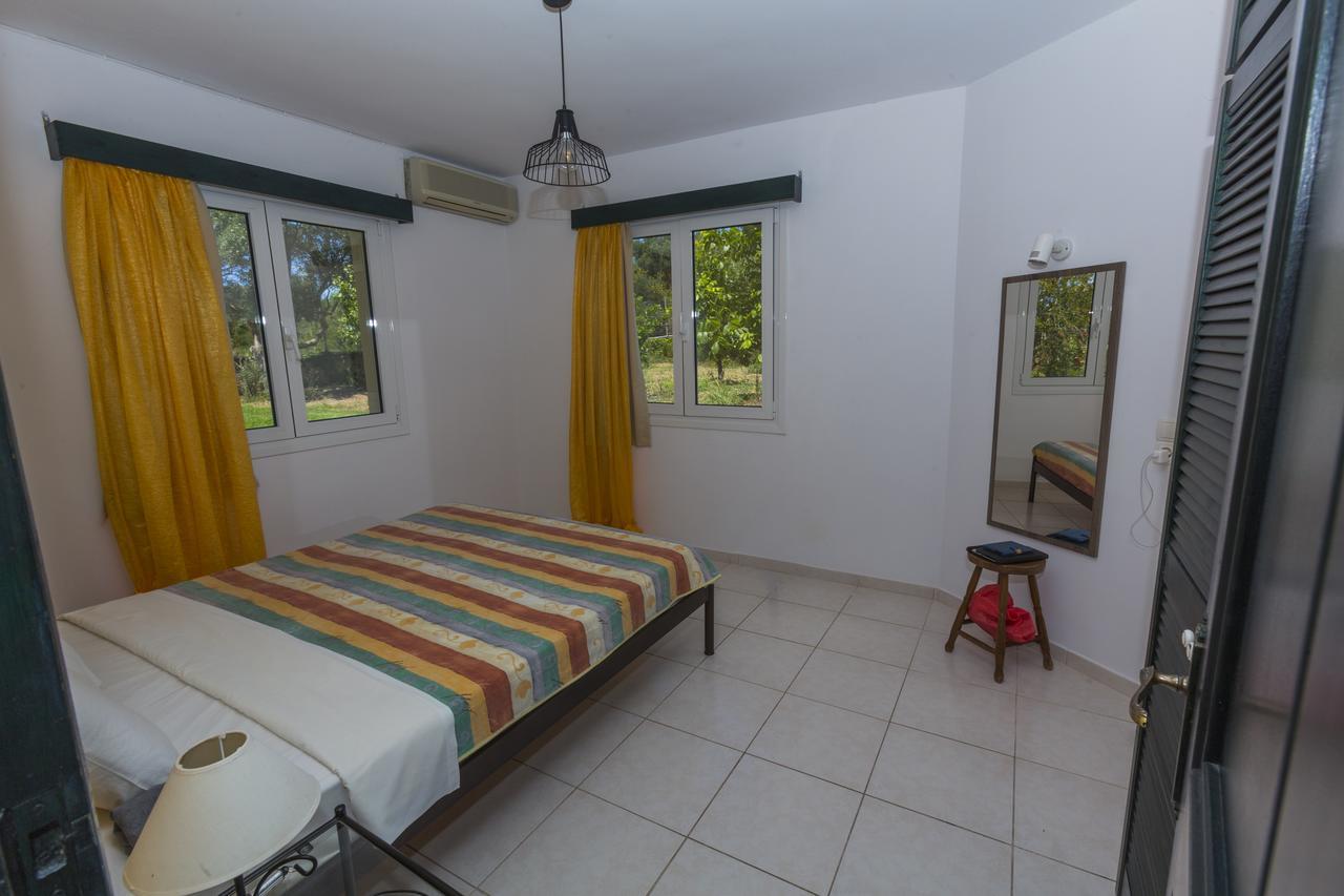 Sandy Beach Villas And Apartments Svoronata Luaran gambar